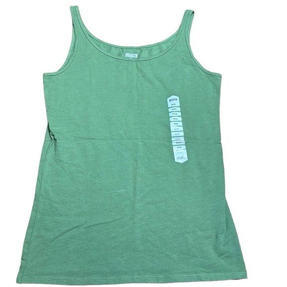 Duluth Trading Co Tops - Duluth Green No Yank Tank Top New size Medium